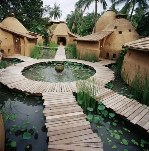 Thailand Cob Building, Earthship Home, Adobe House, Cob House, Earth Homes, Natural Building, Fish Ponds, Earthship, Eco House