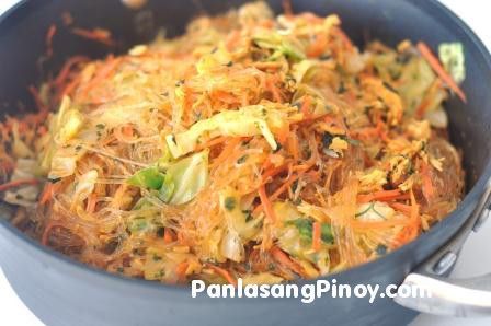 Pancit Sotanghon is a type of noodle dish in the Philippines. This version that I created is for the vegetarians and vegans alike. The ingredients of Vegetarian Pancit Canton are comprised of vegetables plus the vermicelli noodles, which is made from grains. I did not use any component that contains animal by product.    Don’t let the ingredients Vegetarian Pancit, Sotanghon Recipe, Pancit Sotanghon, Pancit Recipe, Pancit Canton, Panlasang Pinoy, Types Of Noodles, Noodle Dish, Vermicelli Noodles