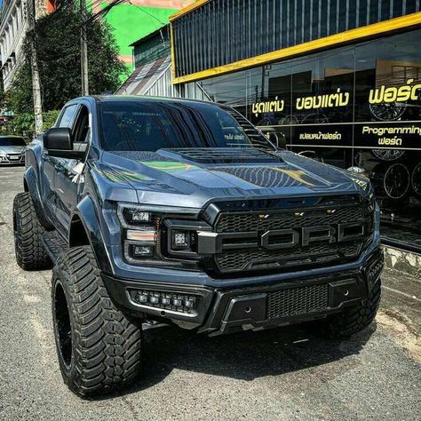 Truck Road Trip, Universal Life Insurance, Ford F150 Raptor, Ford Trucks F150, Ford Ranger Raptor, Trucks Lifted Diesel, Vintage Pickup, Ford Suv, Lexus Lx470