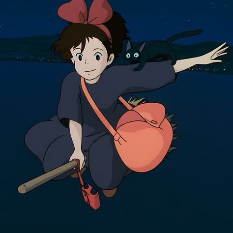 Kikis Delivery Service Icon, Studio Ghibli Characters, Animation Stop Motion, Kiki Delivery, Ghibli Artwork, Kiki's Delivery Service, Studio Ghibli Movies, Studio Ghibli Art, Ghibli Movies