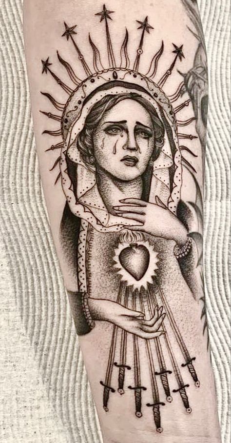 Madonna Tattoo, Virgen Mary Tattoo, Mother Mary Tattoos, Catholic Tattoos, Virgin Mary Tattoo, Traditional Tattoo Old School, Mary Tattoo, Chicano Tattoos, Cross Tattoo Designs