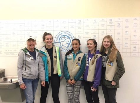 Local Girl Scout troop works with animal shelter for Silver Award | Commentary Girl Scout Silver Award, Girl Scouts Cadettes, Local Girl, Pet Adoption Center, Award Ideas, Girl Scout Troop, Local Girls, Handmade Blanket, Girl Scout