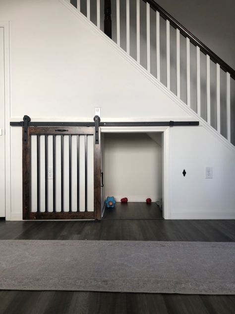 Dog Crate Under Stairs Built Ins, Built Dog Crate, Dog Crates Under Stairs, Dog Door Under Stairs, Under The Stairs Dog Kennel, Built In Dog Kennel Under Stairs, Dog Cage Under Stairs, Dog Crate Under Stairs, Under Stairs Dog Kennel