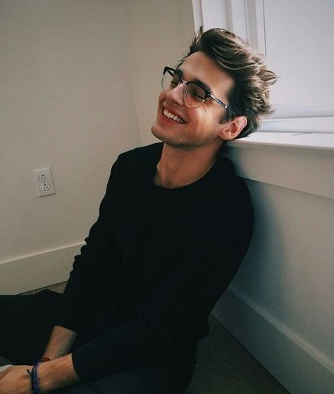 #wattpad #fanfiction This is a Harry Potter instagram au. Yes Voldemort is dead. Yes Fred is alive. Blake Steven, Wearing Glasses, Poses For Men, Shadowhunters, The Floor, Pretty People, Beautiful People, A Man, Photography Poses