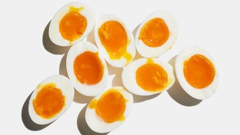 Soft-Boiled Eggs Soft Boiled Eggs Recipe, Ramen Egg, Healthy Egg Recipes, Telur Rebus, Runny Eggs, Country Bread, Healthy Eggs, Soft Boiled Eggs, Egg Muffins