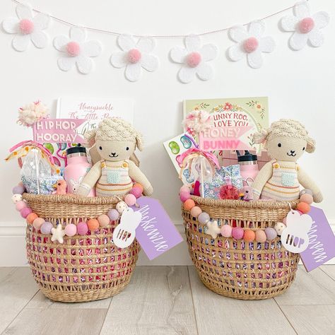 Simple Easter Baskets, Creative Easter Baskets, Baby Easter Basket, Happy Easter Banner, Girls Easter Basket, Easter Baskets For Toddlers, Holiday Baskets, Kids Baskets, Easter Basket Ideas