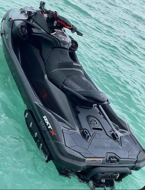 Yamaha Jetski, Jet Skies, Concept Vehicles Sci Fi, Luxury Jets, Mens Toys, Latest Car, Bushcraft Camping, Cool Boats, Jetski