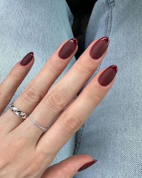 Matte Tip Nails Almond, Red Wine Matte Nails, Fall Matte Nails With Glossy Tips, Matte Red Nails With Shiny Tips, Matte Cranberry Nails, Matte Nail With Gloss Tip, Dark Matte Red Nails, Velvet Nails French Tip, Matt Winter Nails