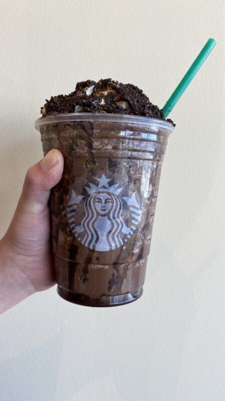 Chocolate Drinks Starbucks, Starbucks Cookie Crumble Frappuccino, Secret Starbucks Drinks Frappuccino, Oreo Starbucks Drink, Cookie Starbucks Drink, Oreo Frappuccino Starbucks, Cookie Crumble Starbucks, Starbucks Drinks Without Coffee, Mocha Cookie Crumble Frappuccino