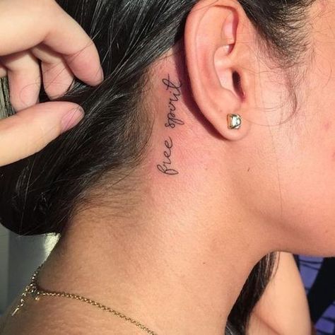 Back Ear Tattoo, Tato Salib, Behind Ear Tattoos, Girl Neck Tattoos, Tattoo Behind Ear, Neck Tattoos Women, Writing Tattoos, Inspiration Tattoos, Tato Lengan