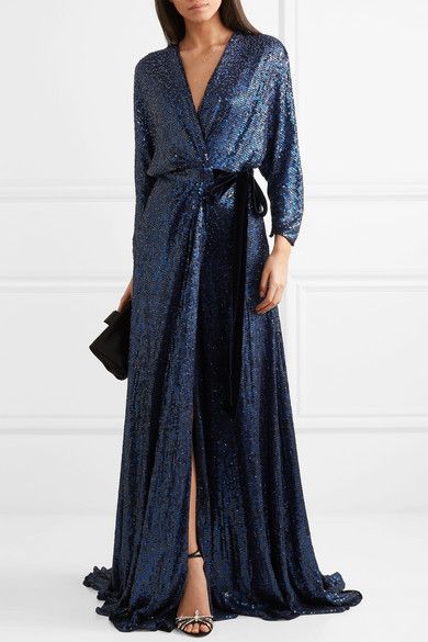 Wrap Velvet Dress, Roger Vivier Clutch, I Tonya, Silk Velvet Dress, Allison Janney, Sequin Evening Gowns, Mode Abaya, فستان سهرة, Jenny Packham