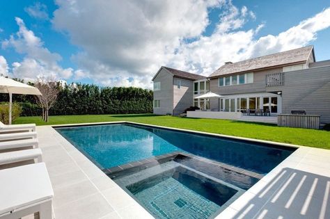 Here Are the Latest Trends in Hamptons Pool Design - Curbed Hamptons Hampton Pool, Hamptons Pool, Swimming Pool Design Ideas, Swimming Pool Ideas, Yard Remodel, Amazing Swimming Pools, Pool Design Ideas, Swimming Pool Landscaping, Pool Renovation