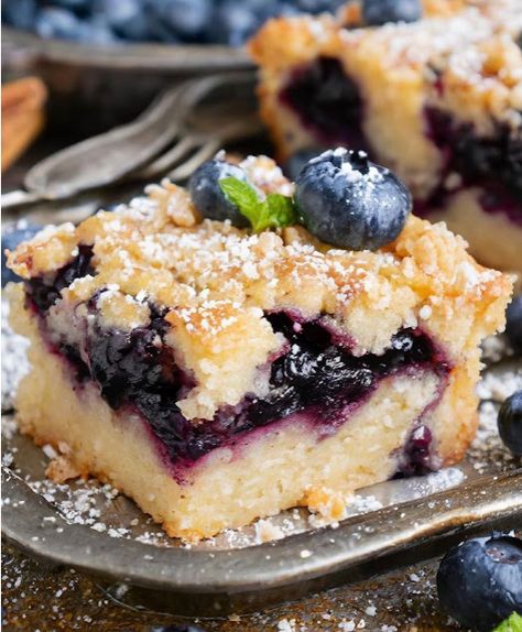 Classic Blueberry Buckle Alton Brown Blueberry Buckle Recipe, Blueberry Buckle With Brown Sugar Topping, Berry Buckle, Buckle Recipe, Blueberry Buckle Recipe, Caramel Cheesecake Bars, Creamy Dessert Recipes, Boston Cream Cupcakes, Best Coconut Cream Pie