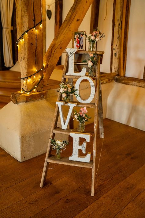 Stylish Rustic Wedding with Blush Florals & Laid Back Vibes Wedding On A Stage, Rustic Bridal Shower Ideas Decorations Shabby Chic Wedding Centerpieces, Wooden Ladder Wedding Decor, Fall Morning Wedding, Wedding Diy Ceremony Decor, Rustic Wedding Shower Decor, Alter Flowers For Wedding, Rustic Wedding Shower Ideas Decorations, Fall Wedding Ideas Indoor