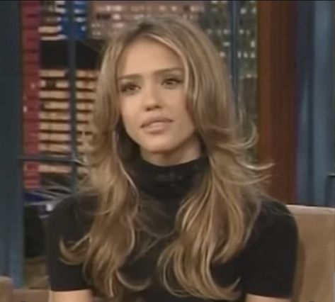 여름 스타일, Blowout Hair, 90s Hairstyles, Hair Stylies, Hair Inspo Color, Jessica Alba, Dream Hair, Aesthetic Hair, Hairstyles Haircuts