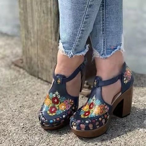 Floral High Heels, Ankle Strap Chunky Heels, Modern Sandals, Open Toe High Heels, Hand Making, Chunky Sandals, Pu Heels, Chunky Heels Sandals, Retro Print