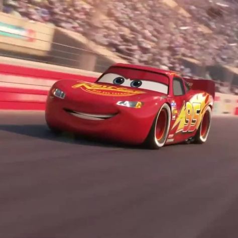 Lightning Mcqueen Aesthetic, Mq Queen, Mcqueen Aesthetic, Mcqueen Icon, Cars Pfp, Cars Movie Quotes, Mcqueen Cars 3, Lightning Mcqueen Videos, Couple Cars