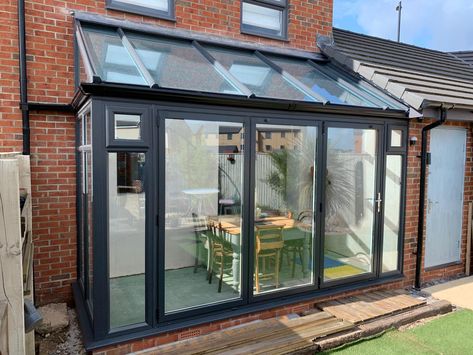 Lean To Conservatory Ideas, Small Conservatory, Lean To Conservatory, Modern Conservatory, Conservatory Extension, Orangery Extension, Curved Pergola, Conservatory Kitchen, Garden Room Extensions