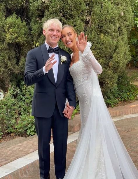 Jamie Lang Wedding, Sophie Habboo Wedding Dress, Joe And Sophie Wedding, Sophie Habboo Wedding Hair, Sophie Habboo Wedding, Sophie Habboo, Wedding While Pregnant Brides, Wedding Dresses Extravagant Olivia Bottega™ Wedding Dresses & Formal Gowns, Jamie Laing