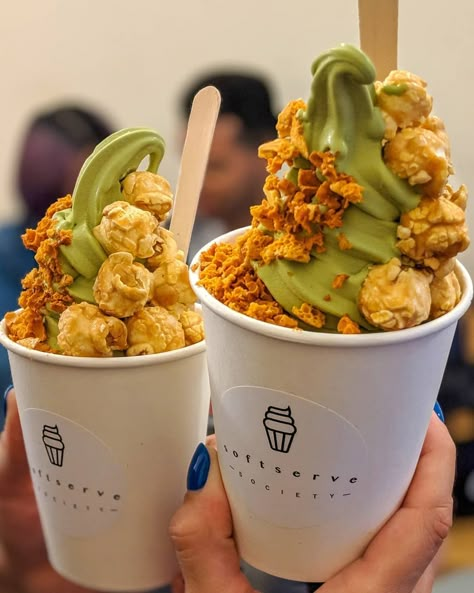 Soft Serve Ice Cream Recipes, Matcha Cup, Kue Macaroon, Ice Cream Menu, Ice Cream Business, Gelato Shop, Recipes For Desserts, Yummy Ice Cream, Living My Best Life