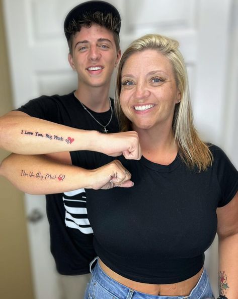 Mom And Son And Daughter Tattoo Ideas, Tattoo Idea For Mother And Son, Minimalist Mother Son Tattoo, Mother Son Minimalist Tattoo, Mom And Son Tattoos Ideas, Son And Mom Matching Tattoos, Mother Son Small Tattoo, Tattoo Ideas Mother And Son, Mother Son Tattoos Ideas