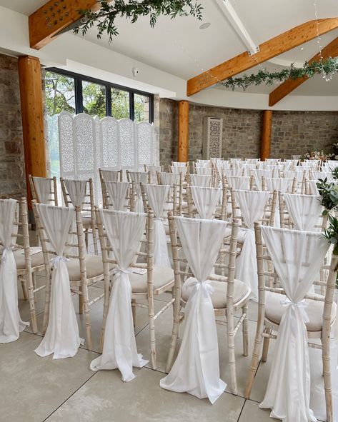 Wedding Isles Chair Decoration, White Chair Covers Wedding Ceremony, Outdoor Covered Wedding Ceremony, Chiffon Chair Drapes, Wedding Dinner Chairs, Wedding Chair Drapes, Wedding Chair Draping, Ribbon On Chairs Wedding, Chiavari Chair Sash Ideas