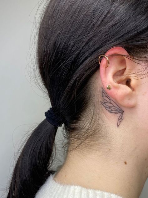 35 Unique Behind the Ear Tattoo Ideas to Inspire You Eye Behind Ear Tattoo, Behind The Ear Wing Tattoo, In Front Of Ear Tattoos For Women, Behind The Ear, Wing Behind Ear Tattoo, In Front Of Ear Tattoo, Under Ear Tattoo, Back Ear Tattoo, Behind Ear Tats