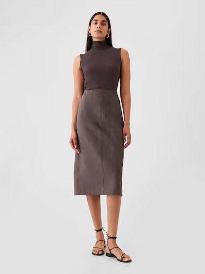 Women's New Arrivals: Clothing & Accessories | Gap Suede Midi Skirt, Office Jobs, Plymouth Rock, Midi Skirt Outfit, Column Skirt, Skirt Zipper, Suede Skirt, Gray Skirt, Gray Tshirt