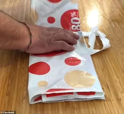 Coles shopper shares his simple trick to folding shopping bags that will save you space Fold Plastic Bags, Reusable Plastic Bags, Folding Shopping Bags, Handbag Ideas, Space Saving Hacks, Folding Bag, Recycle Bag, How To Fold, Reusable Shopping Bags