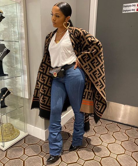 Fashion Inspiration on Instagram: “BOSS ❣️ @rasheeda . . . . #rasheeda #pressedatl #bosschick #fendi #fendilover #whitetee #ponchos #bambooearrings #denimjeans #stylebloggers…”