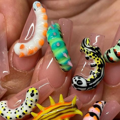 3d Ladybug Nails, Bugs Life Nails, Crazy 3d Nail Art, Worm Nail Art, Sea Slug Nails, Bug Nails Acrylic, Gummy Worm Nails, 3d Bug Nails, Luna Moth Nails