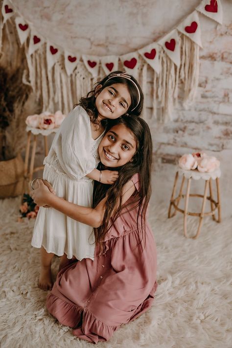 Neutral Valentines Photoshoot, Boho Mini Photoshoot, Valentine’s Day Minis, Valentines Mini Session Ideas, Family Valentines Pictures, February Mini Session Ideas, Vday Mini Session, Boho Valentines Day Photography, Valentine Mini Photo Session Ideas