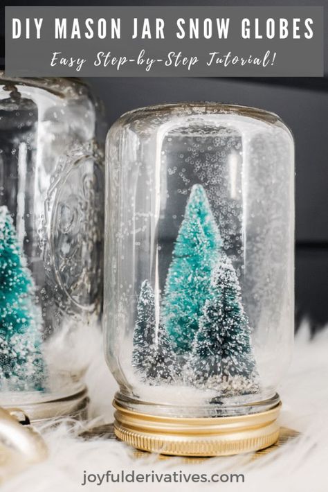 Jar Snow Globe Diy, Jar Snow Globes, Snow Globe Diy, Mason Jar Snow Globe, Diy Christmas Pictures, Homemade Snow Globes, Globe Diy, Jars Snow, Diy Snow Globe