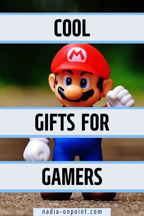 Here is a list of Cool Geek Stuff for gamers, They will make the best gifts for gamers boyfriend, husband, brother or your guy friend. They will also make a great gift for your gamer girlfriend! Gift Ideas for gamers for men | gift ideas of teen gamers | small gift ideas for gamers. #geek #nerd #cool #fun #stuff #gamers #videogames #cute #gaming Gamer Basket Ideas, Gifts For Gamers Guys, Diy Gifts For Gamers, Brother Gift Ideas, Gift Ideas For Brother, Best Presents For Men, Gamer Gift Ideas, Gifts For Gamer Boyfriend, Gamer Girlfriend