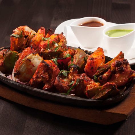 Chicken Shashlik Chicken Shashlik, Chicken Tikka Masala Recipes, Tikka Masala Recipe, Paneer Tikka, Delicious Appetizer Recipes, Chicken Tikka Masala, Fresh Chicken, Chicken Tikka, Appetizer Salads