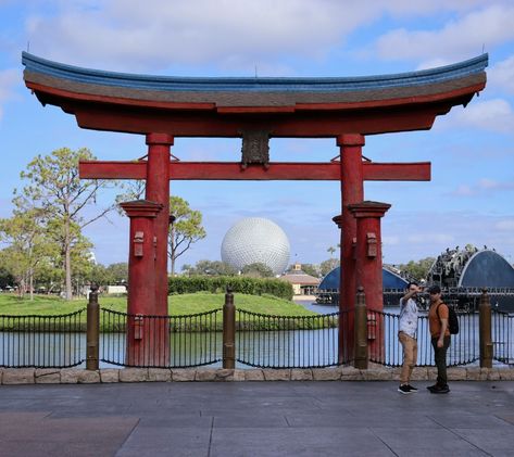 Epcot Italy Pavilion, Epcot Japan Pavilion, Epcot Pavilions, Disney World Japan, Epcot Japan, Epcot Attractions, Disney Lifestyle, Epcot Center, Disney World Epcot