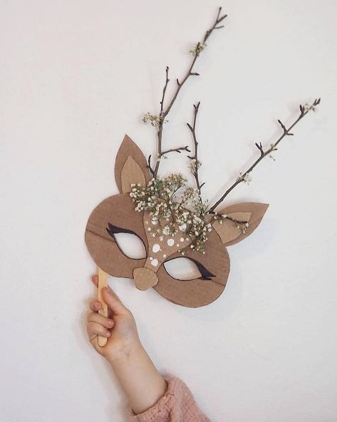 Animal Masks Diy, Diy Reindeer, Leaf Art Diy, Cardboard Mask, Masks Crafts, Spring Kids, Paper Collage Art, Children's Mask, Glitter Letters