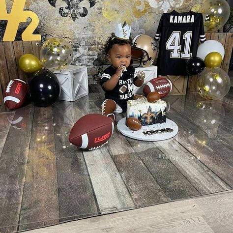 Halfway To One Football Photoshoot, 1 Birthday Photoshoot, Half Birthday Baby Boy Photoshoot, Halfway To One Photoshoot Boy, Halftime 6 Month Photoshoot, Baby Boy Half Birthday Ideas, Halfway To One Photoshoot, 6 Month Photo Shoot Boy, Half Time 6 Month Birthday