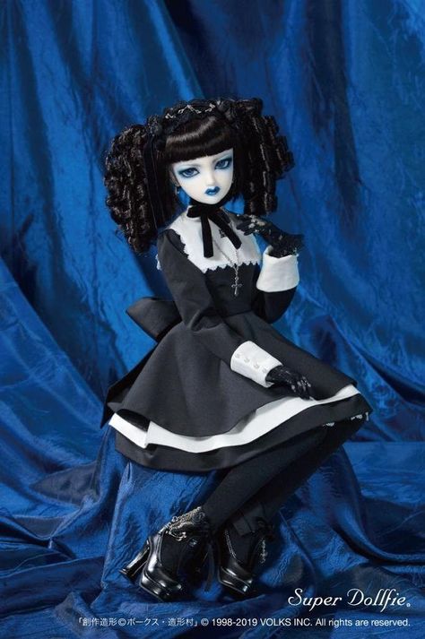 Mana Sama, Malice Mizer, Kei Visual, Living Dead Dolls, Gothic Dolls, Anime Dolls, Doll Repaint, Monster High Dolls, Pretty Dolls