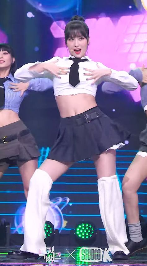 momo twice Momo Twice Iconic Outfit, Talk That Talk Stage Outfits, Twice Stage Outfits Talk That Talk, Twice Skirt Outfit, Twice Momo Stage Outfit, Twice Concert Outfits Ideas, Twice Ttt Outfits, Twice Fashion Stage, Kpop Concert Outfit Twice