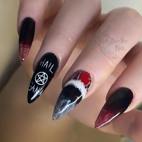 Krampus Nail Designs, Skull Christmas Nails, Spooky Xmas Nails, Punk Christmas Nails, Goth Christmas Nails Short, Dark Xmas Nails, Anti Christmas Nails, Christmas Horror Nails, Witchy Winter Nails