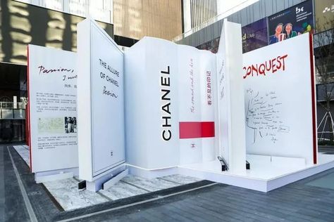 Books Installation, Book Exhibition, Photo Expo, Book Installation, Book Expo, Event Booth Design, Exhibition Display Design, Standee Design, Library Themes