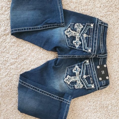 Miss Me Capris Never Worn Smoke Free Home Pet Free Home Miss Me Jeans Flare, Flared Jeans Latina, Flare Jeans Rhinestones, Miss Me Low Rise Jeans, Miss Me Bootcut Jeans, Flare Jeans With Designs, Bedazzled Jeans Outfits, Latina Pants, Mexican Pants