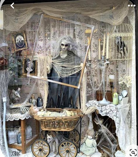 Fall Store Window Display Ideas, Fall Store Front Window Display, Vintage Halloween Window Display, Antique Shop Window Displays, Antique Window Display, August Window Display Ideas, Vintage Shop Display Ideas, Thrift Store Window Display Ideas, Fall Antique Booth Ideas