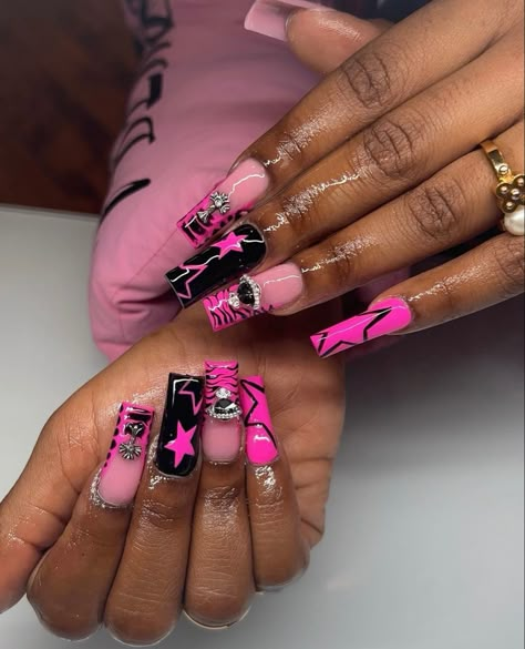 Hot Pink And Black Nail Ideas, Rockstar Nails Aesthetic, Medium Pink Acrylic Nails, Black And Pink French Tip Nails, Nails Acrylic Summer 2024, Dark Pink Nails Designs, Nails Moon, Dark Pink Nails, Light Nail