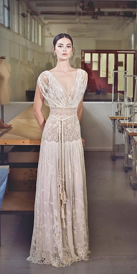 Lihi Hod Wedding Dress, Lihi Hod, Vintage Wedding Dresses, Trendy Wedding Dresses, Vestidos Vintage, Necklines For Dresses, Wedding Dress Inspiration, Boho Wedding Dress, Dream Wedding Dresses