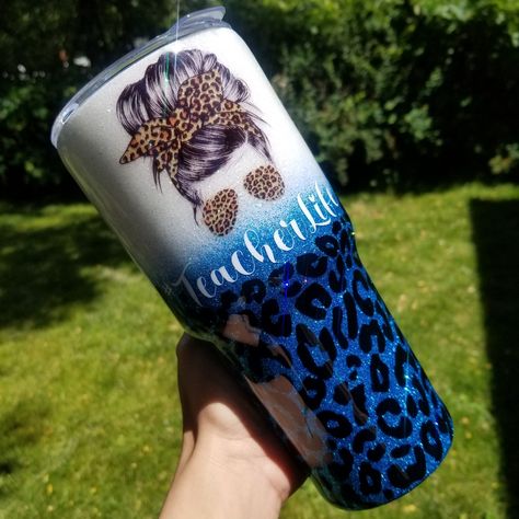 Brand New, Custom, Epoxy/Resin, 30oz, Stainless Steel Tumbler. This Size Does Fit In Standard Cup Holders! Fda Compliant Epoxy/Resin Used. Non Toxic And Safe For Drinks. Not Microwave Safe Or Dishwasher Safe! Handwash Only And Don't Soak In Water. Made To Order So It Can Be Fully Customized To Your Liking. **Please Allow The Full 7 Days. Epoxy/Resin Works In Layers That Need To Be Fully Cured Between Each And Then Up To 48hrs Before Shipping So It Is Fully Cured.** Resin Works, Small Business Marketing Plan, Drinks Tumbler, Resin Uses, Custom Cup, Tumbler Ideas, Cute Cups, Non Toxic, Cup Holders