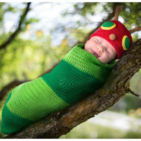 Adorable infant Very Hungry Caterpillar costume (not Eric Carle licensed prolly) http://m.partycity.com/products/baby+crochet+cocoon+caterpillar+costume Baby Halloween Costumes Newborn, Disney Baby Costumes, Caterpillar Costume, Newborn Costume, Newborn Halloween Costumes, Crochet Cocoon, New Halloween Costumes, Newborn Halloween