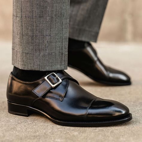 Derby Shoes Outfit, Monk Shoes, Paul Evans, Men Dress Shoes, Loafers For Men, Brown Dress Shoes, Business Men, Stylish Suit, Shoes Brown