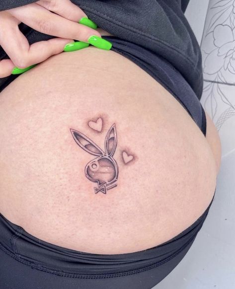 Simple Tattoo Ideas For Men, Playboy Bunny Tattoo, Playboy Tattoo, Tattoo Ideas Female Unique, Now Tattoo, Simple Tattoo Ideas, Bum Tattoo, Bunny Tattoo, Gangsta Tattoos